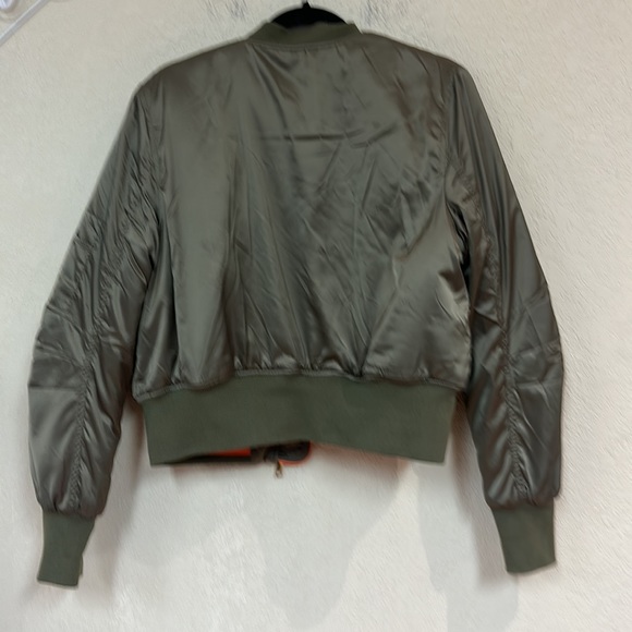 H&M womans Green bomber jacket size M - Picture 6 of 6